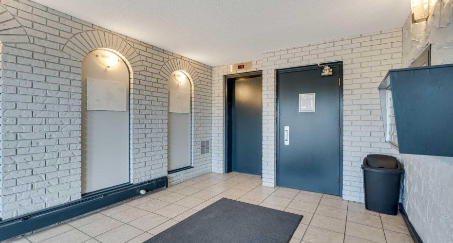 2512 1 Avenue, Calgary, Alberta T2N 0C2, 3 Bedrooms Bedrooms, ,2 BathroomsBathrooms,Residential,For Sale,1,A2286603