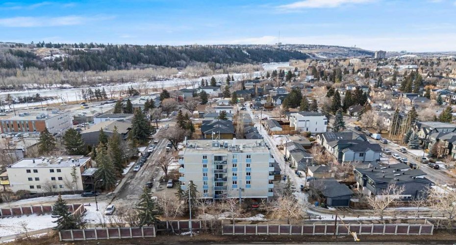 2512 1 Avenue, Calgary, Alberta T2N 0C2, 3 Bedrooms Bedrooms, ,2 BathroomsBathrooms,Residential,For Sale,1,A2286603