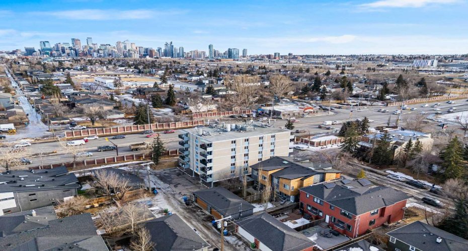 2512 1 Avenue, Calgary, Alberta T2N 0C2, 3 Bedrooms Bedrooms, ,2 BathroomsBathrooms,Residential,For Sale,1,A2286603