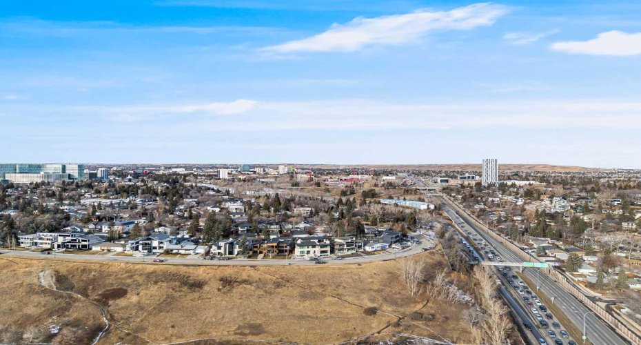 2512 1 Avenue, Calgary, Alberta T2N 0C2, 3 Bedrooms Bedrooms, ,2 BathroomsBathrooms,Residential,For Sale,1,A2286603