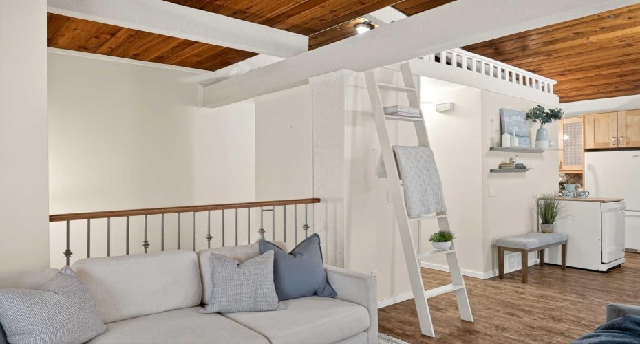 9980 26 Street, Calgary, Alberta T2V4E9, 2 Bedrooms Bedrooms, ,2 BathroomsBathrooms,Residential,For Sale,26,A2286715