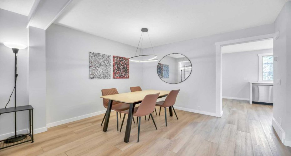 56 Woodglen Court, Calgary, Alberta T2W4K3, 4 Bedrooms Bedrooms, ,2 BathroomsBathrooms,Residential,For Sale,Woodglen,A2286720