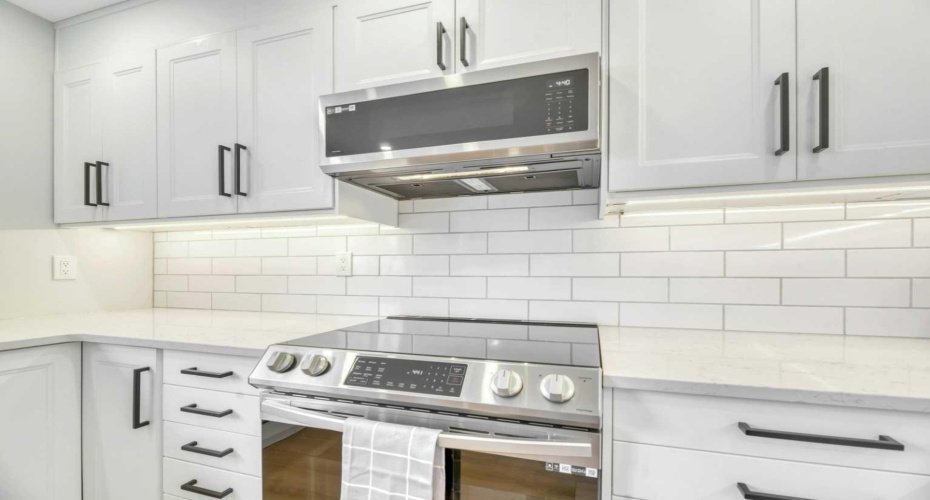 56 Woodglen Court, Calgary, Alberta T2W4K3, 4 Bedrooms Bedrooms, ,2 BathroomsBathrooms,Residential,For Sale,Woodglen,A2286720