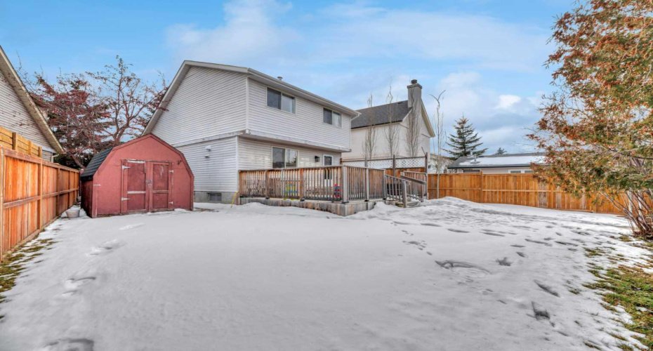 56 Woodglen Court, Calgary, Alberta T2W4K3, 4 Bedrooms Bedrooms, ,2 BathroomsBathrooms,Residential,For Sale,Woodglen,A2286720