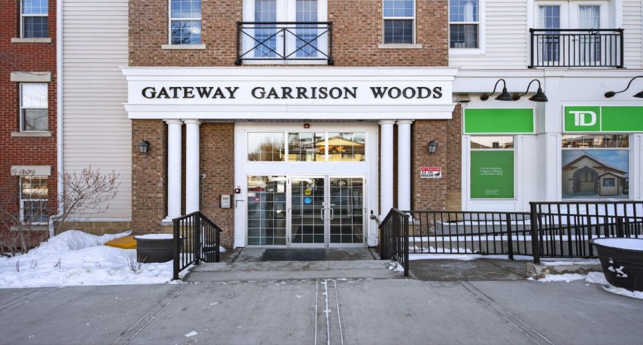 2233 34 Avenue, Calgary, Alberta T2T 6N2, 1 Bedroom Bedrooms, ,2 BathroomsBathrooms,Residential,For Sale,34,A2286752