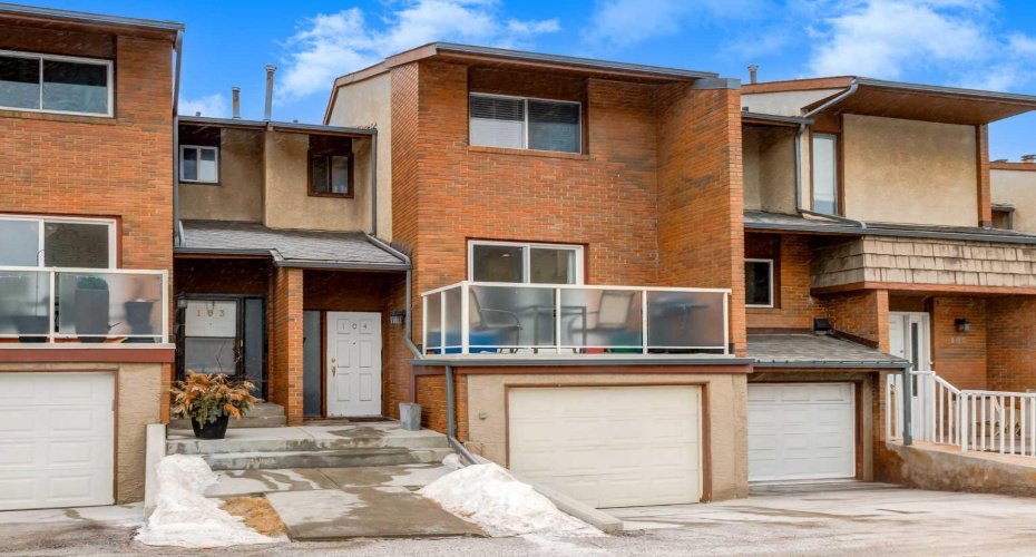 1305 Glenmore Trail, Calgary, Alberta T2V 4Y8, 2 Bedrooms Bedrooms, ,2 BathroomsBathrooms,Residential,For Sale,Glenmore,A2290961