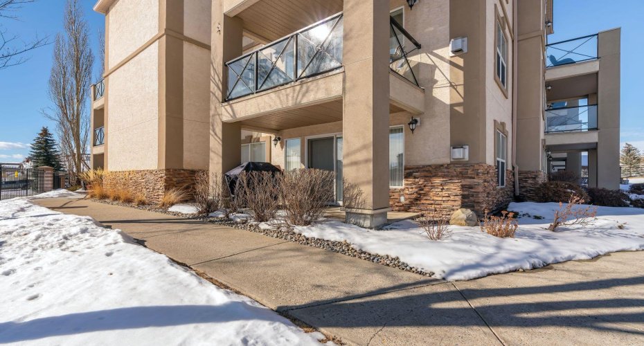 303 Arbour Crest Drive, Calgary, Alberta T3G 5G4, 2 Bedrooms Bedrooms, ,2 BathroomsBathrooms,Residential,For Sale,Arbour Crest,A2290964