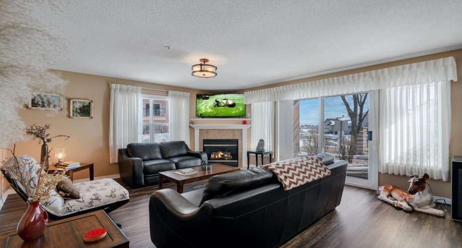 303 Arbour Crest Drive, Calgary, Alberta T3G 5G4, 2 Bedrooms Bedrooms, ,2 BathroomsBathrooms,Residential,For Sale,Arbour Crest,A2290964