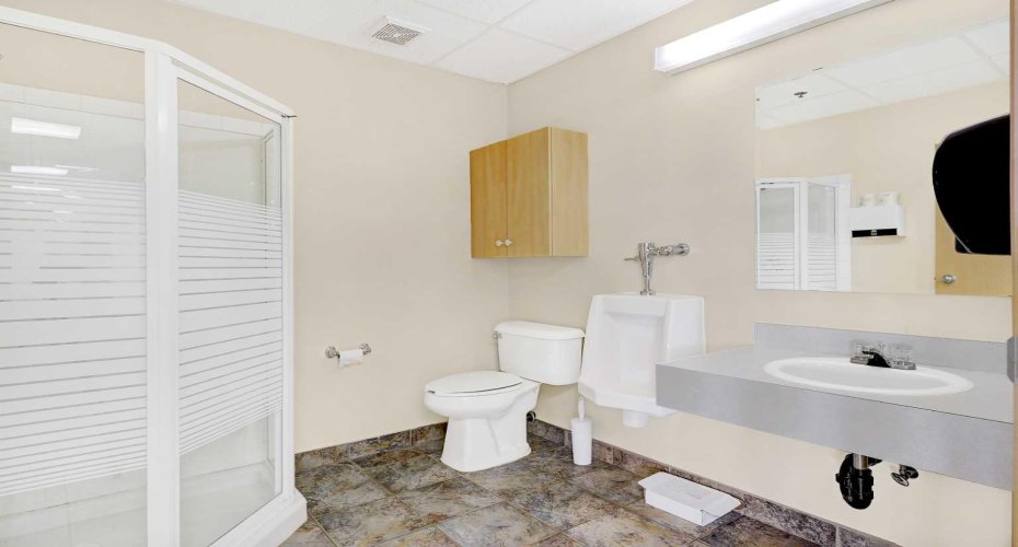 11039 78 Avenue, Grande Prairie, Alberta T8W 2J7, ,Commercial,For Lease,Swan Business Centre,78,A2286839