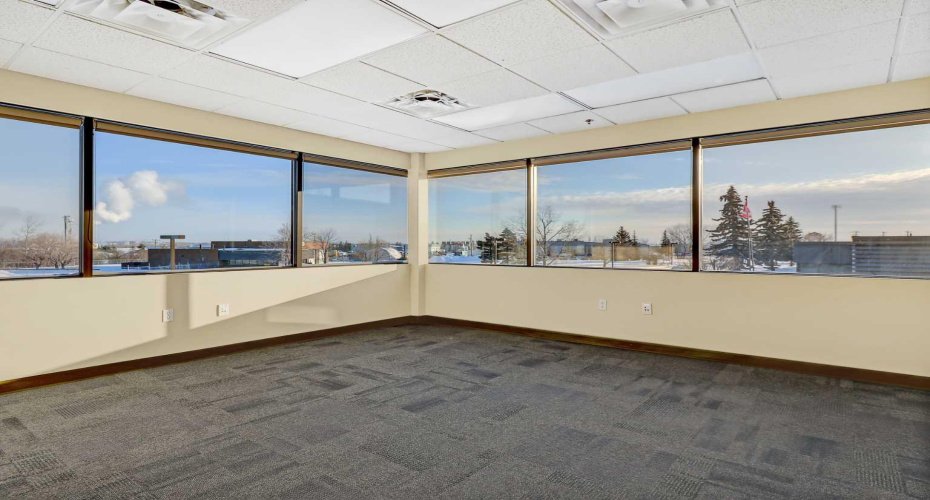 11039 78 Avenue, Grande Prairie, Alberta T8W 2J7, ,Commercial,For Lease,Swan Business Centre,78,A2286839