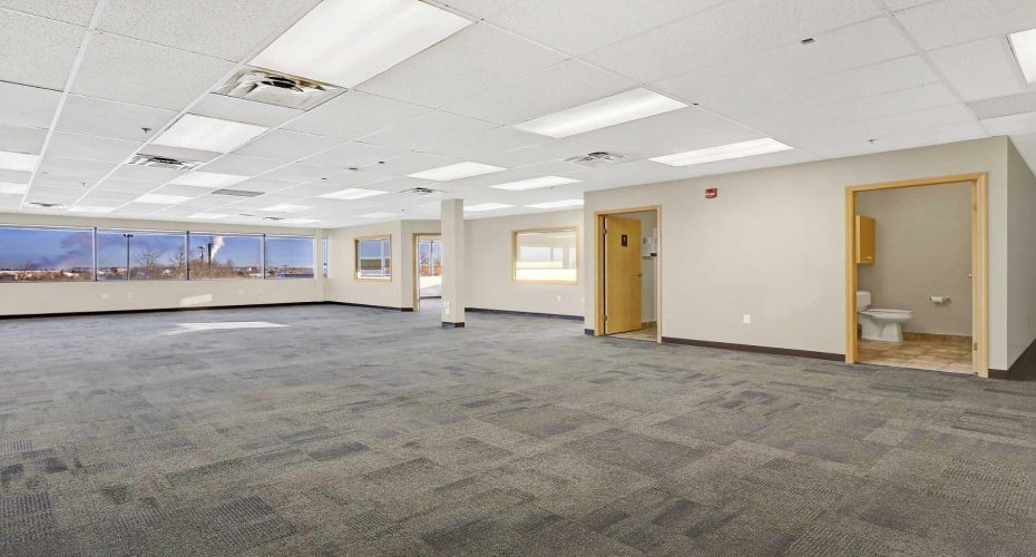11039 78 Avenue, Grande Prairie, Alberta T8W 2J7, ,Commercial,For Lease,Swan Business Centre,78,A2286839
