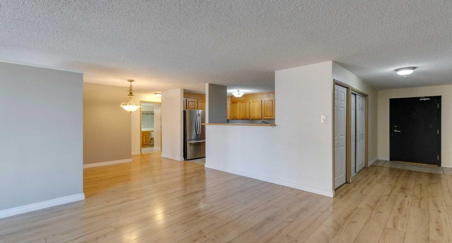 1334 13 Avenue, Calgary, Alberta T3C 3S2, 1 Bedroom Bedrooms, ,1 BathroomBathrooms,Residential,For Sale,13,A2288876