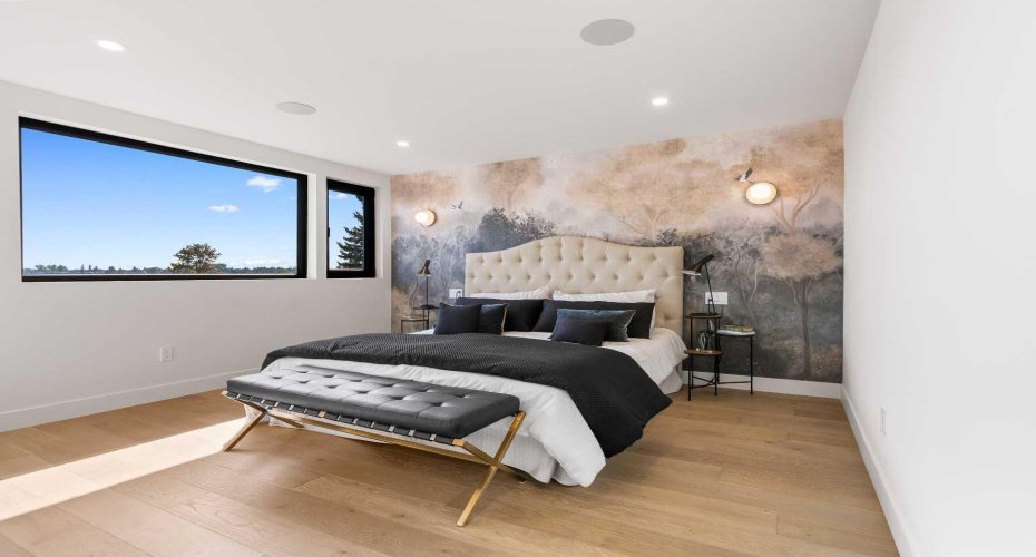 692 West Chestermere Drive, Chestermere, Alberta T1X1B5, 4 Bedrooms Bedrooms, ,4 BathroomsBathrooms,Residential,For Sale,West Chestermere,A2288918