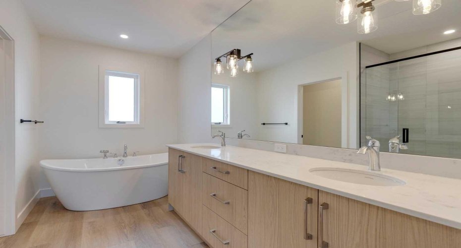 5 pc Ensuite