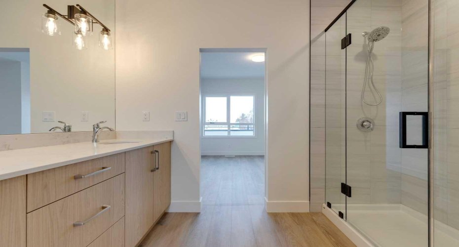 5 pc Ensuite