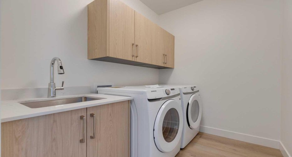 Laundry with Sink
