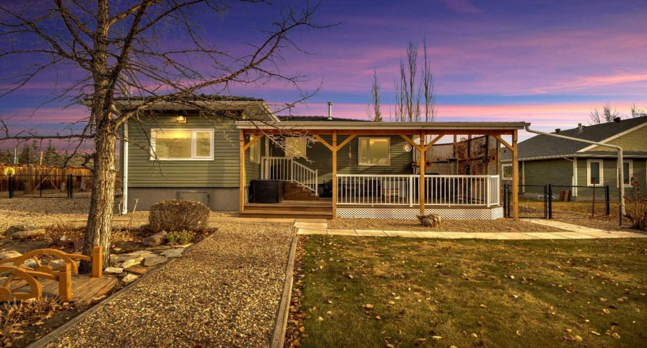 602 Partridge Drive, Pelican Point, Alberta T0B0H0, 5 Bedrooms Bedrooms, ,2 BathroomsBathrooms,Residential,For Sale,Partridge Drive,A2291109