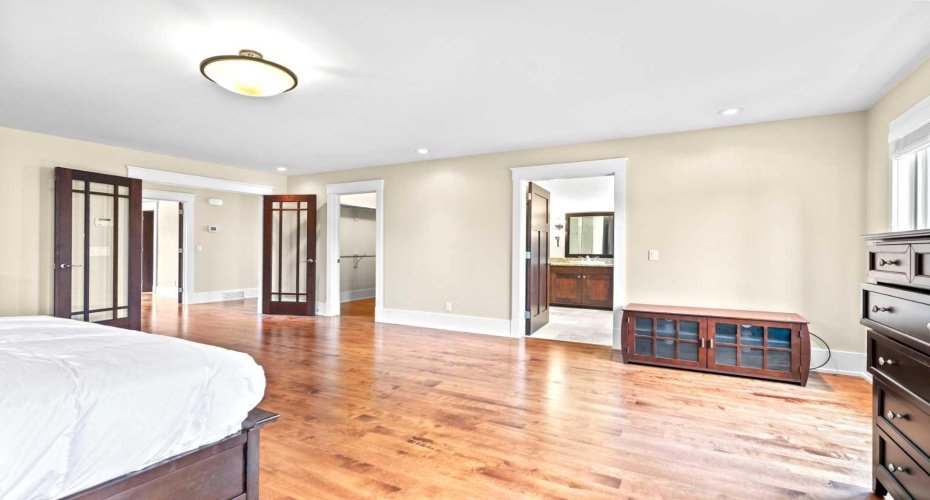 1428 2A Street, Calgary, Alberta T2M 2X4, 3 Bedrooms Bedrooms, ,4 BathroomsBathrooms,Residential,For Sale,2A,A2291125