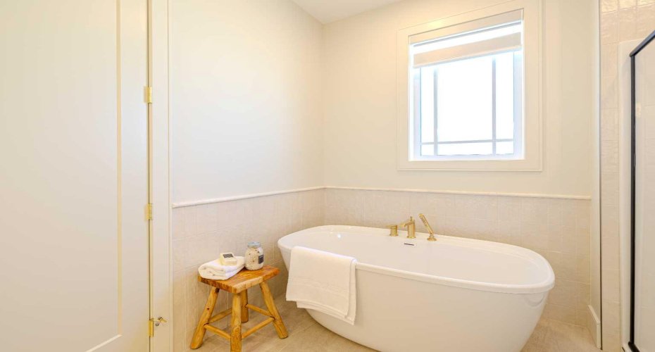 14 Tillotson Downs, Okotoks, Alberta T1S 4Z5, 3 Bedrooms Bedrooms, ,3 BathroomsBathrooms,Residential,For Sale,Tillotson,A2289901