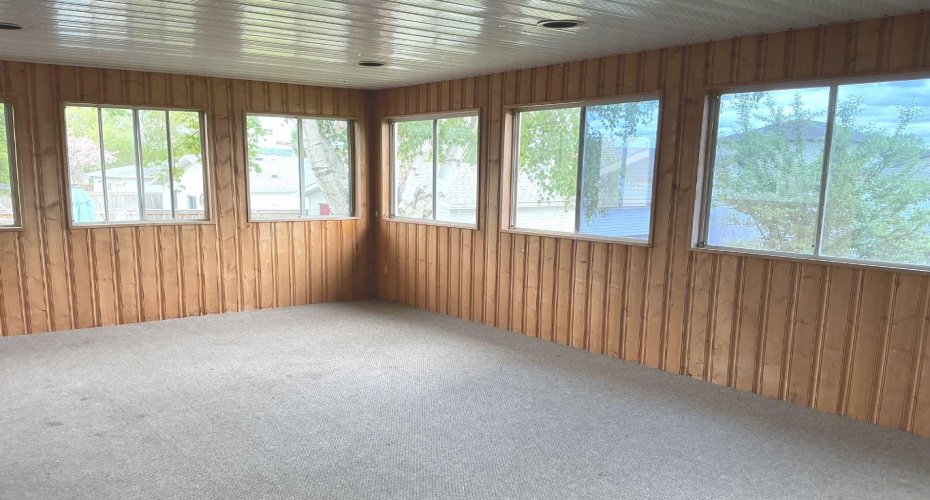 29 Lyons Crescent, Whitecourt, Alberta T7S 1B9, 4 Bedrooms Bedrooms, ,3 BathroomsBathrooms,Residential,For Sale,Lyons,A2289978