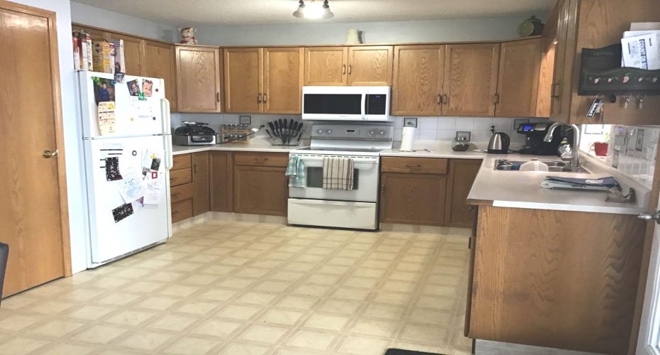 29 Lyons Crescent, Whitecourt, Alberta T7S 1B9, 4 Bedrooms Bedrooms, ,3 BathroomsBathrooms,Residential,For Sale,Lyons,A2289978