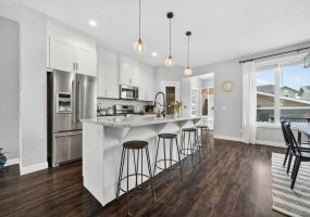 92 Fireside Crescent, Cochrane, Alberta T4C 2A3, 3 Bedrooms Bedrooms, ,3 BathroomsBathrooms,Residential,For Sale,Fireside,A2290318