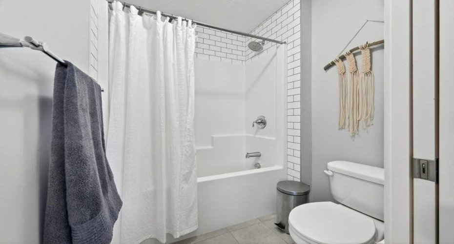 92 Fireside Crescent, Cochrane, Alberta T4C 2A3, 3 Bedrooms Bedrooms, ,3 BathroomsBathrooms,Residential,For Sale,Fireside,A2290318