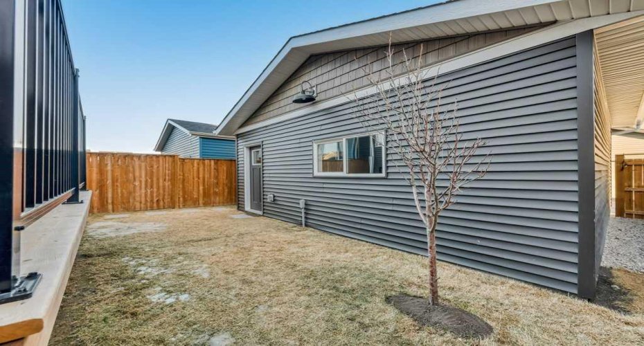 92 Fireside Crescent, Cochrane, Alberta T4C 2A3, 3 Bedrooms Bedrooms, ,3 BathroomsBathrooms,Residential,For Sale,Fireside,A2290318
