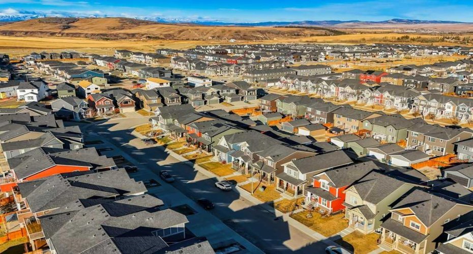 92 Fireside Crescent, Cochrane, Alberta T4C 2A3, 3 Bedrooms Bedrooms, ,3 BathroomsBathrooms,Residential,For Sale,Fireside,A2290318