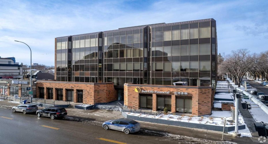 1121 Centre Street, Calgary, Alberta T2E 7k6, ,Commercial,For Lease,Centre,A2291293
