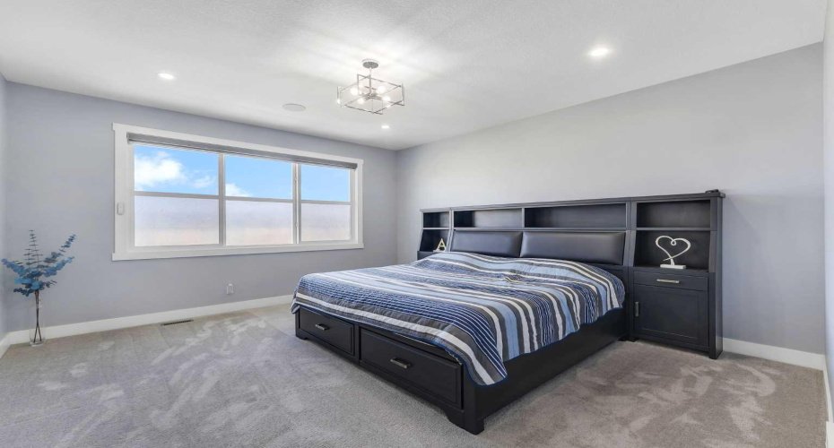7 Waterford Heights, Chestermere, Alberta T1X 2M7, 6 Bedrooms Bedrooms, ,5 BathroomsBathrooms,Residential,For Sale,Waterford,A2291295