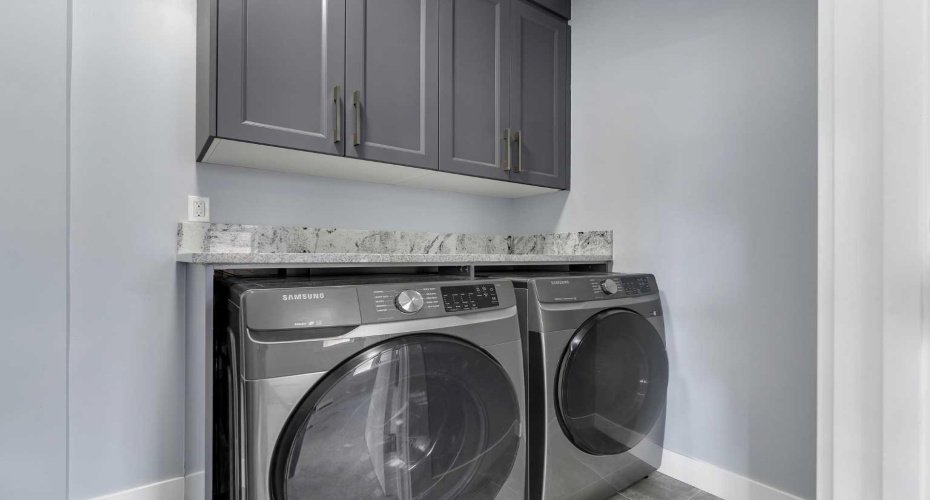 7 Waterford Heights, Chestermere, Alberta T1X 2M7, 6 Bedrooms Bedrooms, ,5 BathroomsBathrooms,Residential,For Sale,Waterford,A2291295