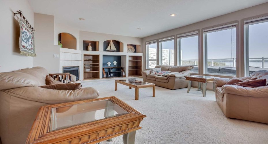 384 Marina Bay Place, Sylvan Lake, Alberta T4S 1E9, 4 Bedrooms Bedrooms, ,3 BathroomsBathrooms,Residential,For Sale,Marina Bay,A2287063