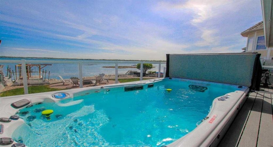 384 Marina Bay Place, Sylvan Lake, Alberta T4S 1E9, 4 Bedrooms Bedrooms, ,3 BathroomsBathrooms,Residential,For Sale,Marina Bay,A2287063