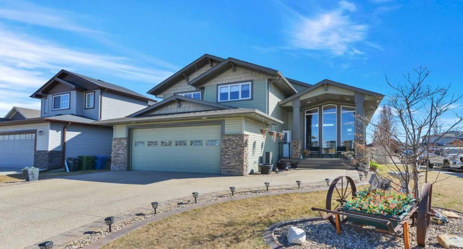 55 Carter Close, Red Deer, Alberta T4P 0G5, 4 Bedrooms Bedrooms, ,3 BathroomsBathrooms,Residential,For Sale,Carter,A2291320