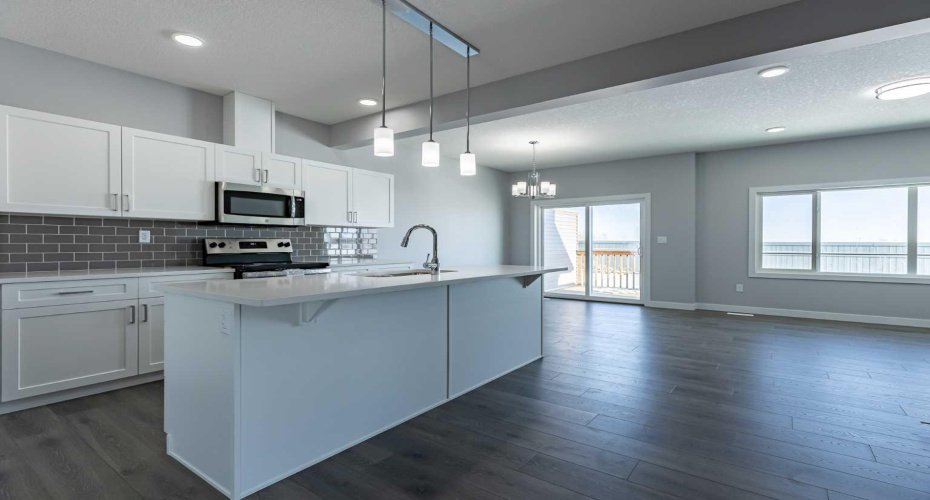 7 Heritage Point, Cochrane, Alberta T4C 3K7, 3 Bedrooms Bedrooms, ,3 BathroomsBathrooms,Residential,For Sale,Heritage,A2291321