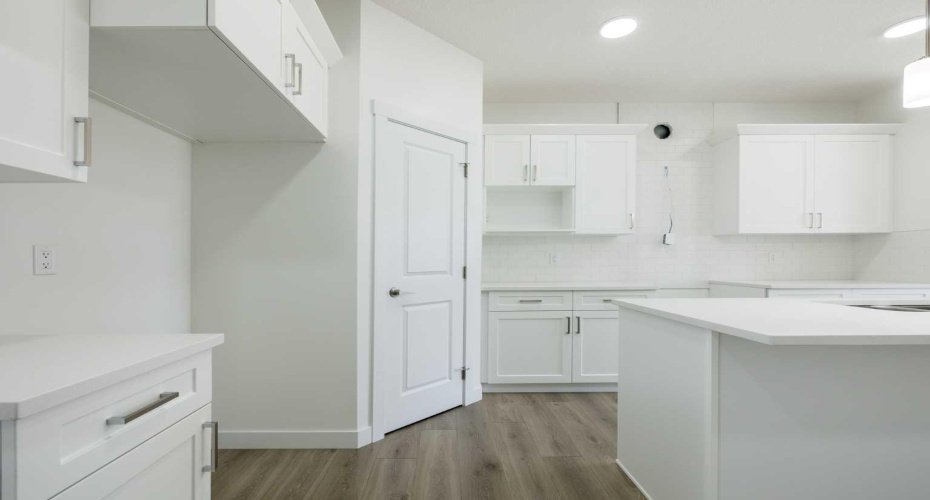 134 Heartland Street, Cochrane, Alberta T4C 3L9, 3 Bedrooms Bedrooms, ,3 BathroomsBathrooms,Residential,For Sale,Heartland,A2291378