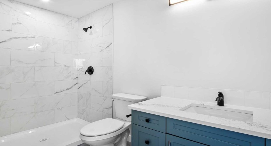 Ensuite bathroom
