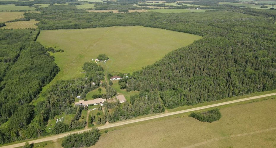 234034 TWP 860, Rural Northern Lights, County of, Alberta T0H 2M0, 5 Bedrooms Bedrooms, ,5 BathroomsBathrooms,Residential,For Sale,TWP 860,A2291412