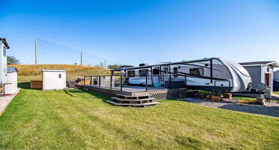 25054 South Pine Lake Road, Rural Red Deer County, Alberta T0M 1R0, ,Land,For Sale,South Pine Lake,A2290058