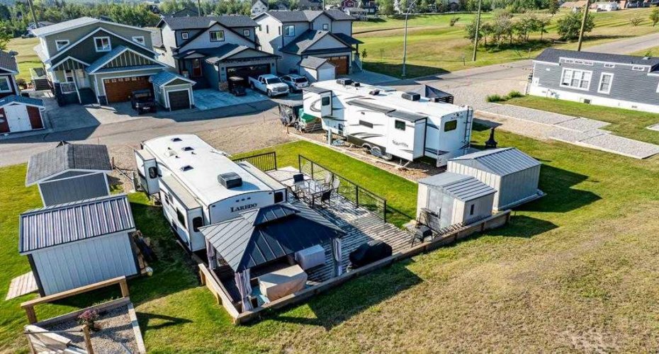 25054 South Pine Lake Road, Rural Red Deer County, Alberta T0M 1R0, ,Land,For Sale,South Pine Lake,A2290058