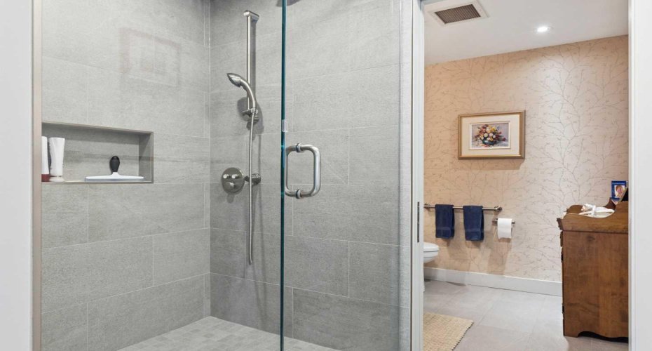 837 2 Avenue, Calgary, Alberta T2P 3T9, 2 Bedrooms Bedrooms, ,2 BathroomsBathrooms,Residential,For Sale,2,A2291461