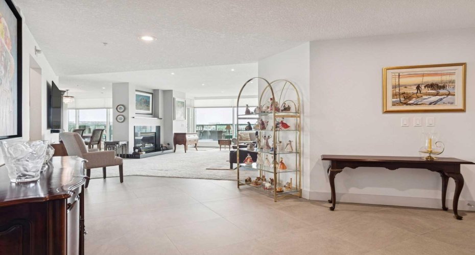 837 2 Avenue, Calgary, Alberta T2P 3T9, 2 Bedrooms Bedrooms, ,2 BathroomsBathrooms,Residential,For Sale,2,A2291461