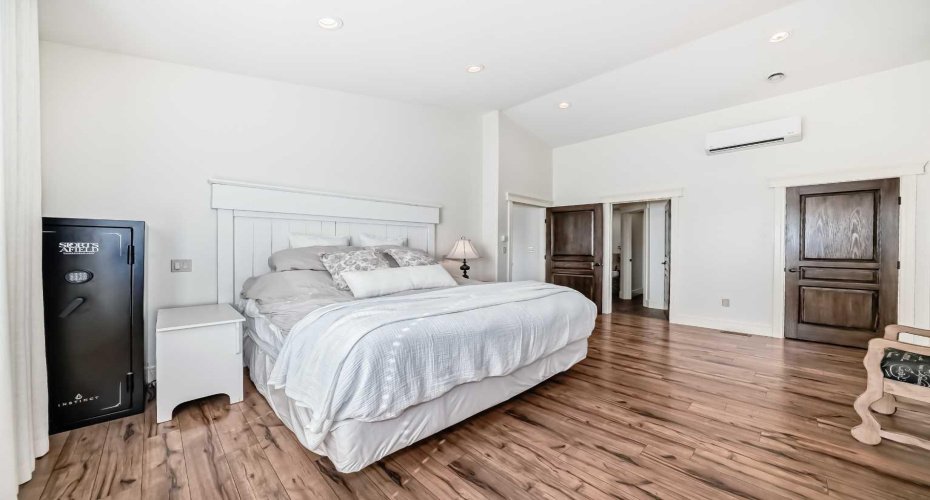 254041 Township Road 435, Rural Ponoka County, Alberta T4J 1R2, 4 Bedrooms Bedrooms, ,4 BathroomsBathrooms,Residential,For Sale,Township Road 435,A2290443