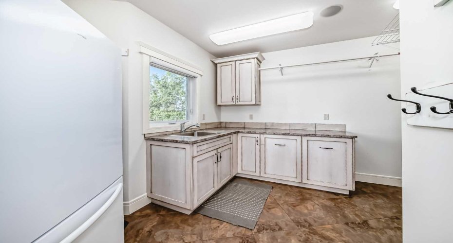 254041 Township Road 435, Rural Ponoka County, Alberta T4J 1R2, 4 Bedrooms Bedrooms, ,4 BathroomsBathrooms,Residential,For Sale,Township Road 435,A2290443