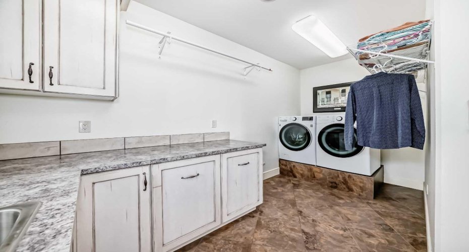 254041 Township Road 435, Rural Ponoka County, Alberta T4J 1R2, 4 Bedrooms Bedrooms, ,4 BathroomsBathrooms,Residential,For Sale,Township Road 435,A2290443