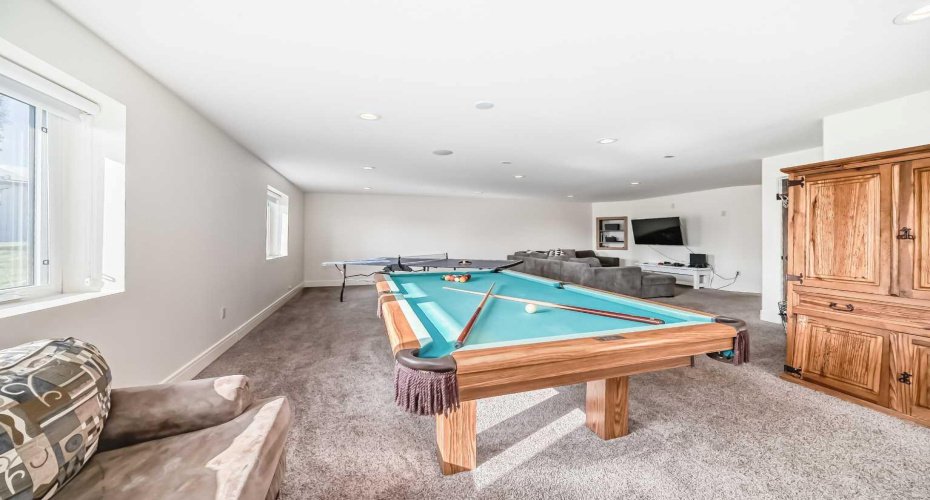 254041 Township Road 435, Rural Ponoka County, Alberta T4J 1R2, 4 Bedrooms Bedrooms, ,4 BathroomsBathrooms,Residential,For Sale,Township Road 435,A2290443