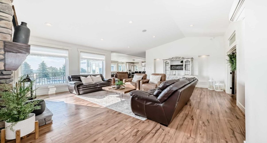 254041 Township Road 435, Rural Ponoka County, Alberta T4J 1R2, 4 Bedrooms Bedrooms, ,4 BathroomsBathrooms,Residential,For Sale,Township Road 435,A2290443