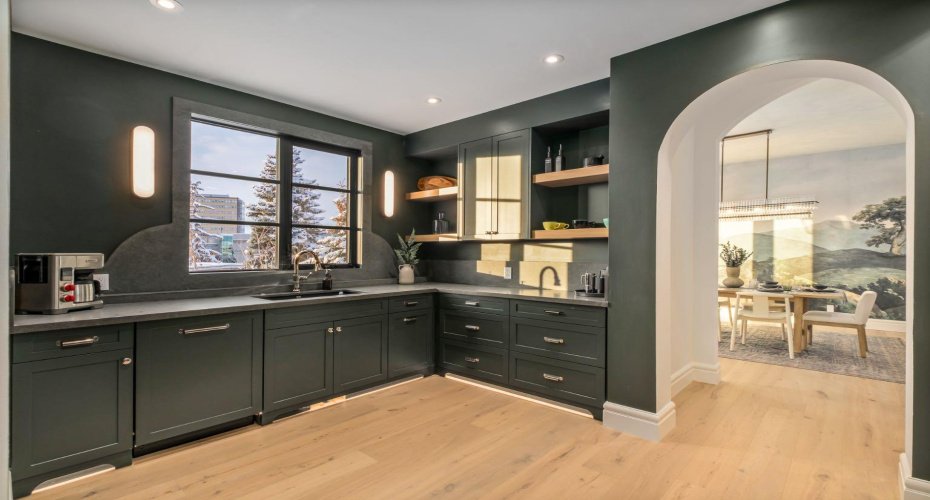 2945 Toronto Crescent, Calgary, Alberta T2N 3W4, 5 Bedrooms Bedrooms, ,6 BathroomsBathrooms,Residential,For Sale,Toronto,A2290621
