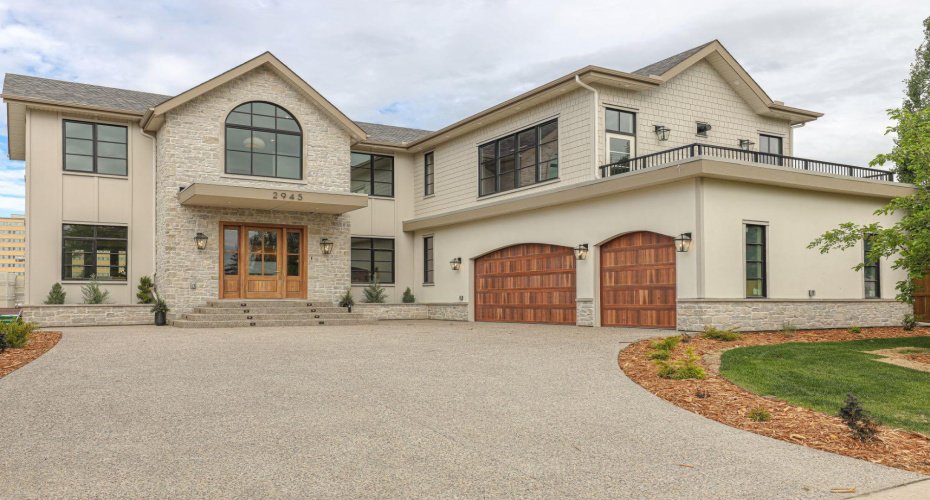 2945 Toronto Crescent, Calgary, Alberta T2N 3W4, 5 Bedrooms Bedrooms, ,6 BathroomsBathrooms,Residential,For Sale,Toronto,A2290621